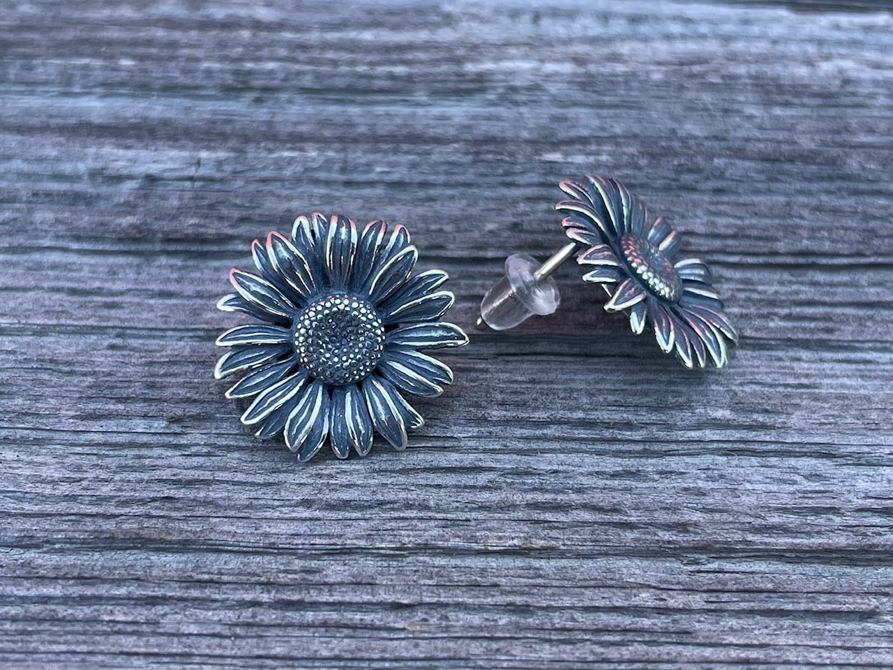 Small Daisy Flower Earrings
