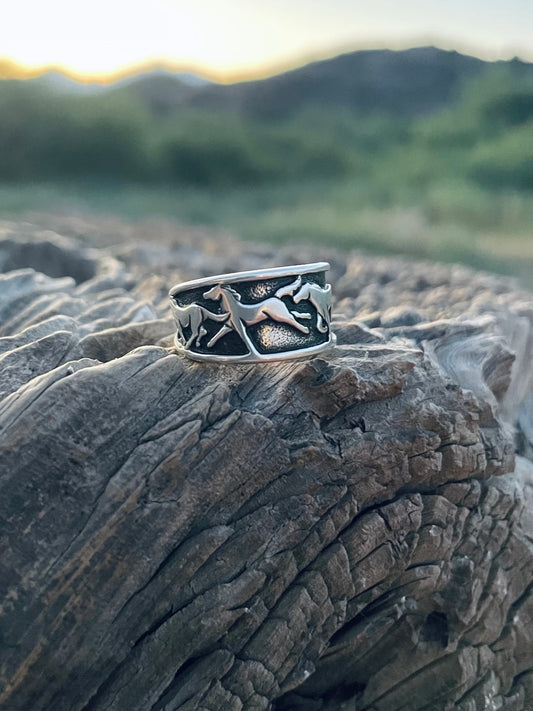 Running Horse Ring